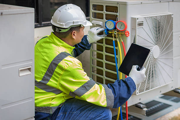 Professional Ductwork Repair technician working in Lomira, WI